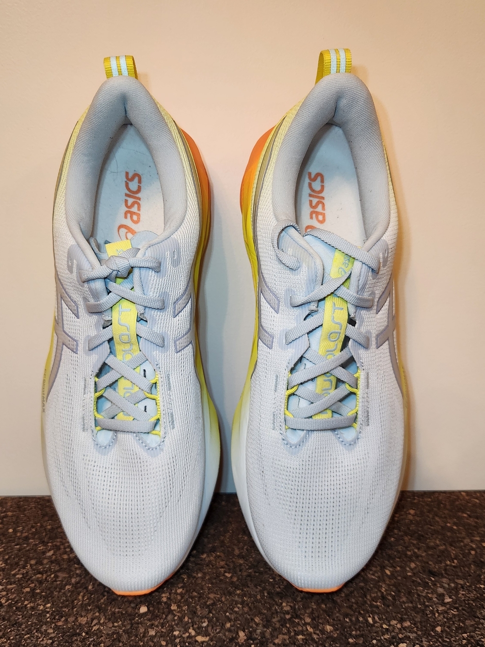 Asics Novablast 5 Running Shoes
Mens size 10 - Picture 5 of 12